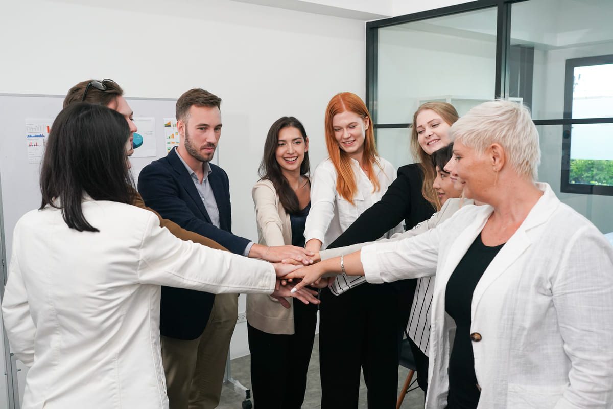 Imagen destacada de “¿Cómo gestionar el clima laboral en la empresa?”