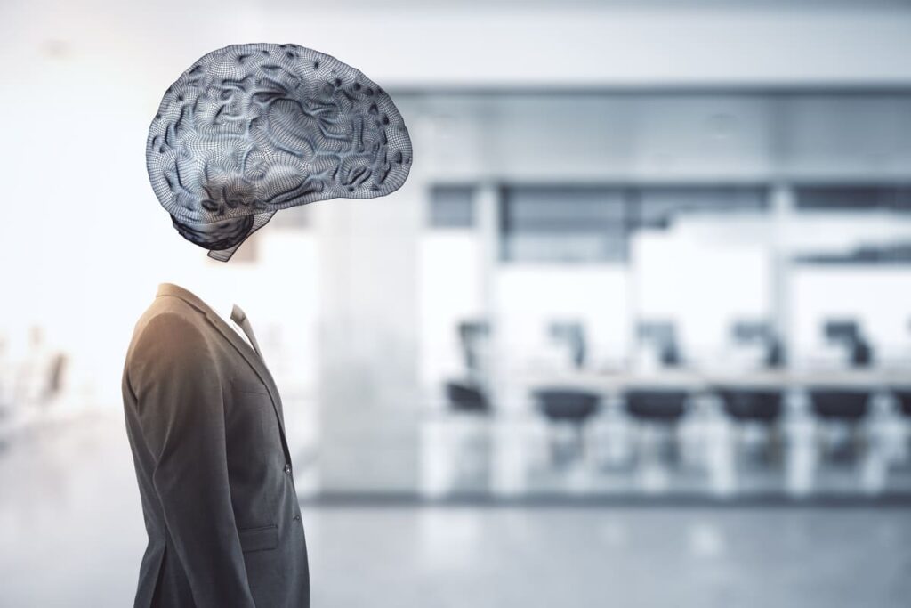 Entorno laboral moderno enfocado en la experiencia del empleado, clave en las tendencias en psicología del trabajo actuales.