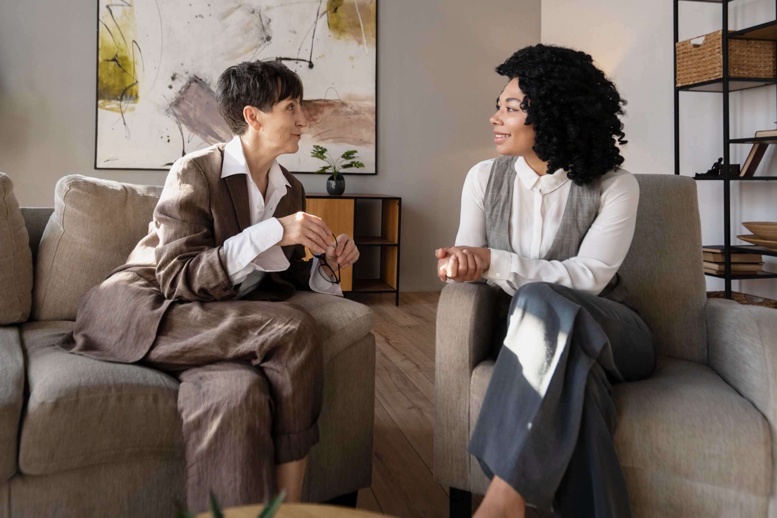 Imagen destacada de “Psicomagister  refuerza su formación en psicología con materiales audiovisuales”