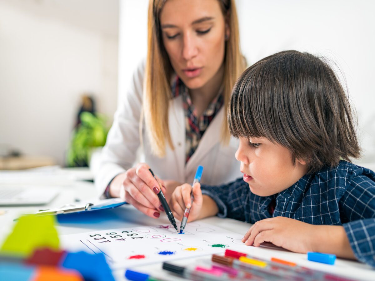 Neuropsicología Infantil y Adolescente
