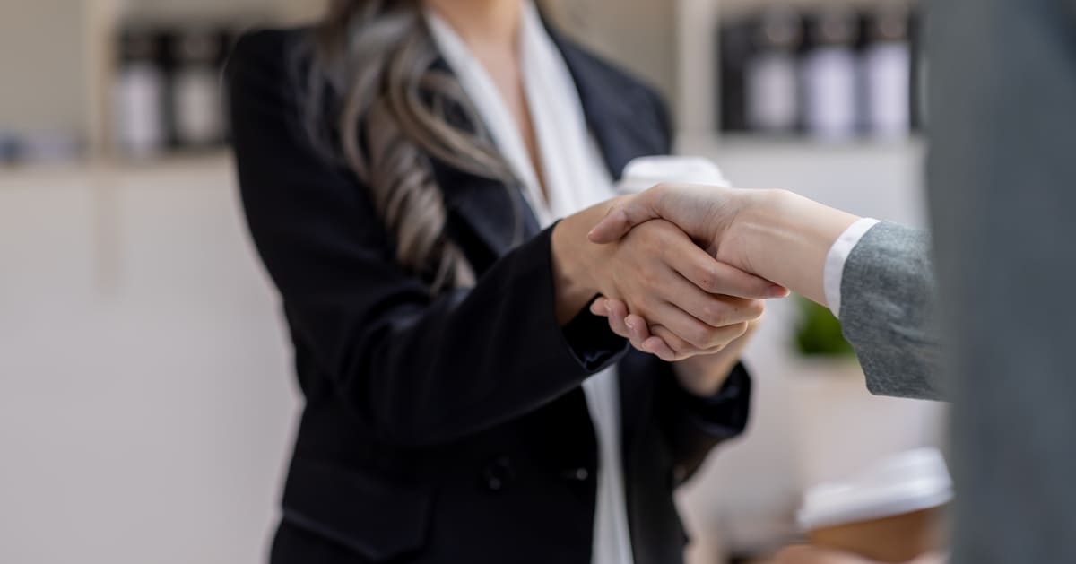 Imagen destacada de “​Estrategias de Negociación en la Mediación Laboral​”