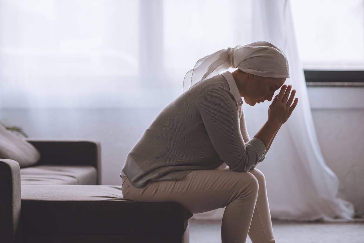 Imagen destacada de “Manejo de la ansiedad anticipatoria en enfermos oncológicos: intervención desde la psicooncología”