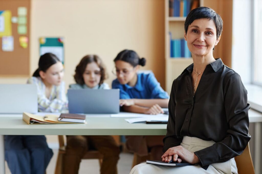 Colaboración entre neuropsicólogos y orientadores escolares: Sinergias en la intervención educativa