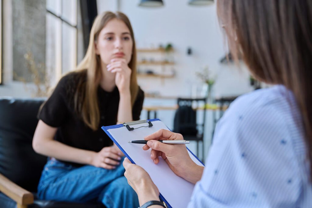 Aplicación del EMDR en víctimas de abuso sexual: Fase de evaluación clínica y preparación